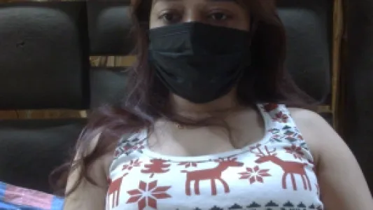 Nora Thakur