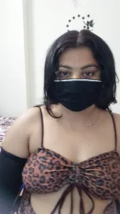 Sara_khan15