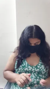 Sara_khan15