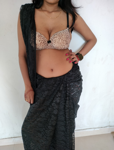 janavee's Main Gallery - Photo 1