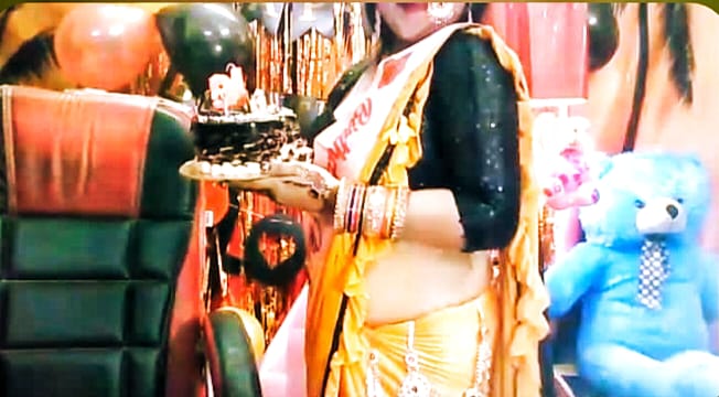 Pooja sexy image - Photo 6